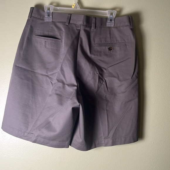 Men short pants Nordstrom army green Flat Front Shorts Casual Style - Picture 3 of 5
